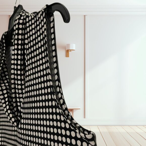 Anne Klein Sleeveless Polka Dot Blouse Women’s Size Large – Stretch Top - Picture 6 of 15